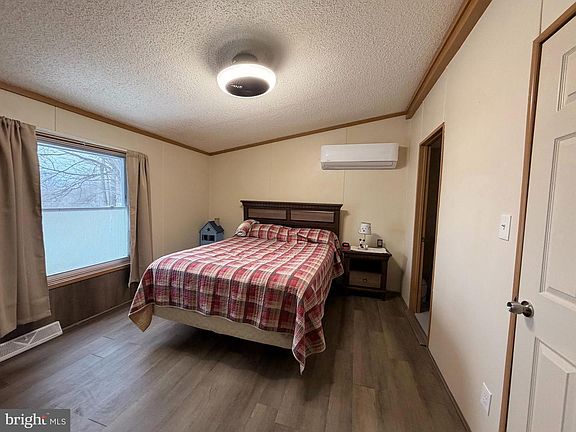 5th image of 604 Grand Prix Dr