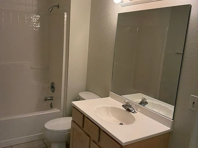 2915 India Palm Dr — Photo 4