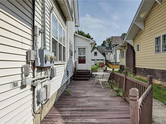 5th image of 516 E South St #1