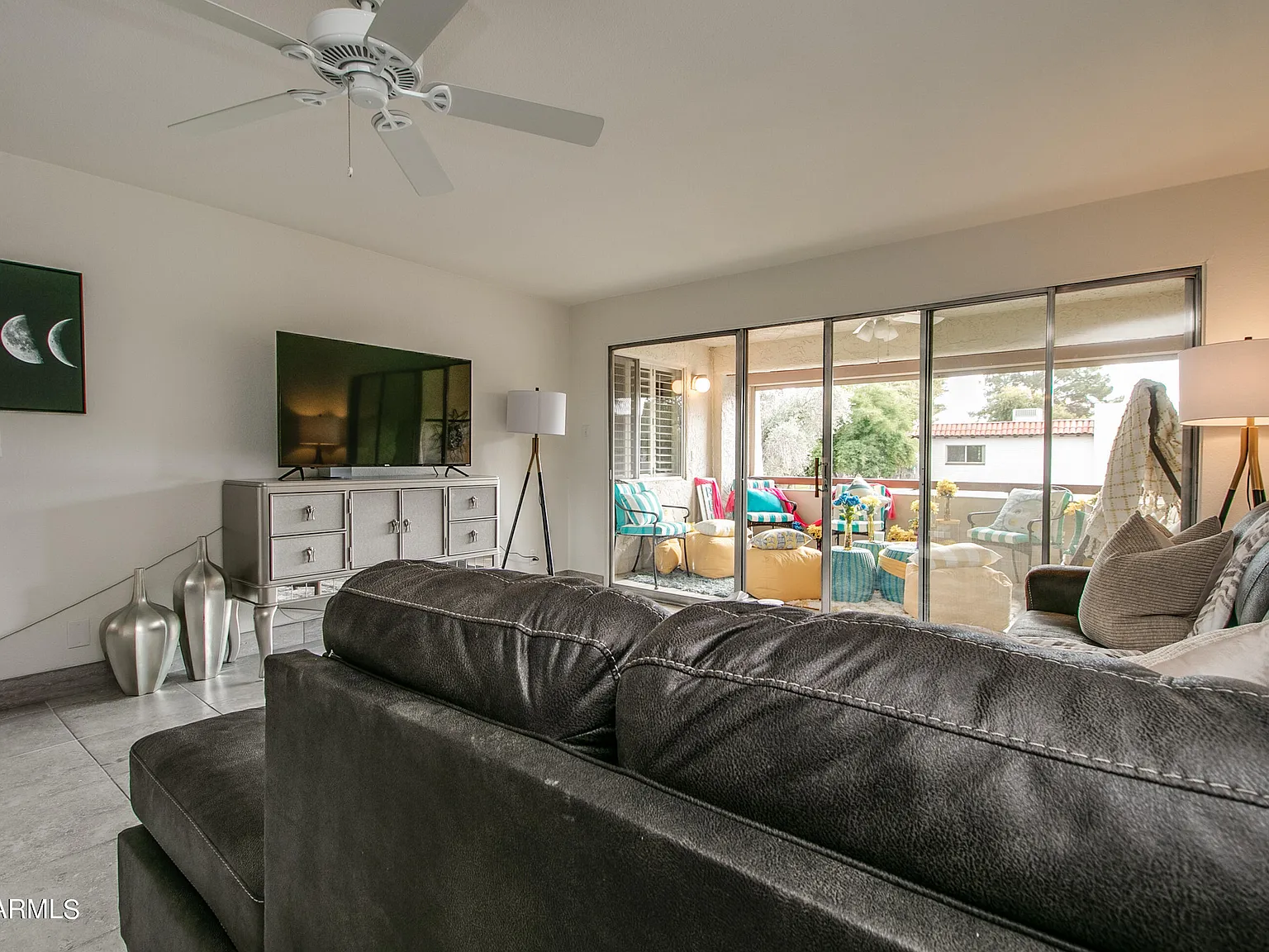 2 bed, 2.0 bath, 1140 sqft, $2,700 — Photo 4