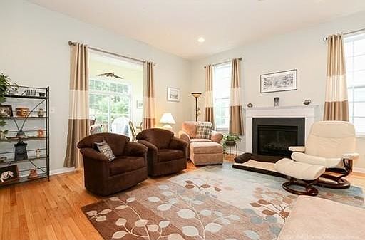 4th image of 108 Sherwood Dr