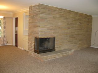 5375 S Sycamore Dr, Burton, MI 48509
