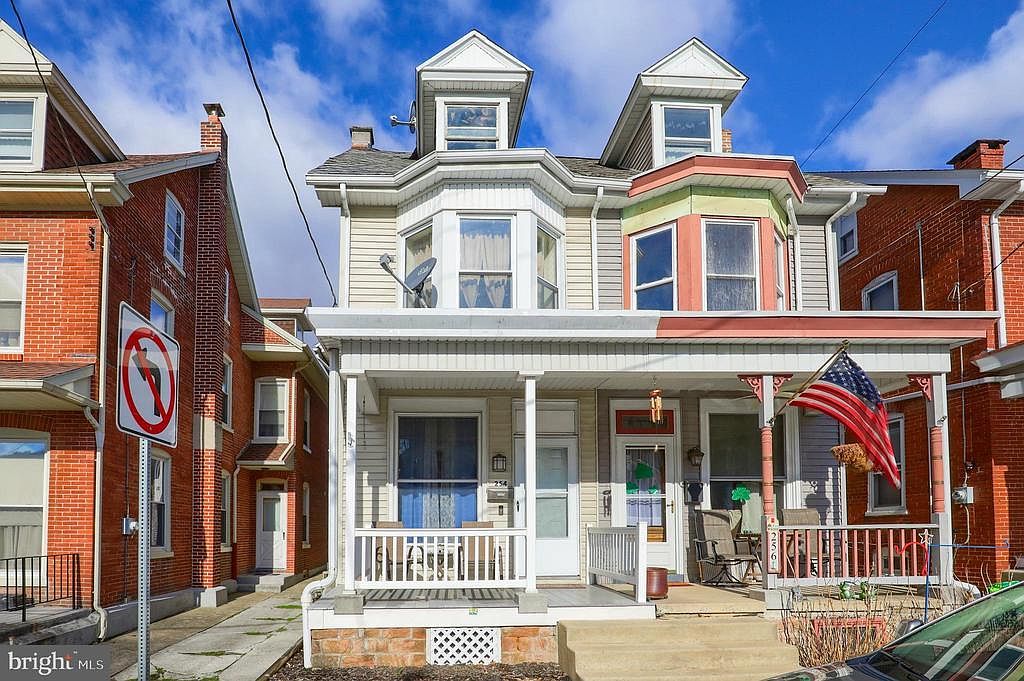 254 Duke St, Ephrata, PA 17522 Zillow