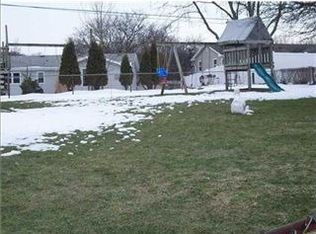 2049 Evergreen St NE, Cedar Rapids, IA 52402