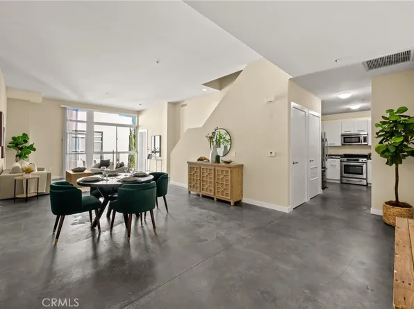 238 S Arroyo Pkwy Unit 401, Pasadena, CA 91105
