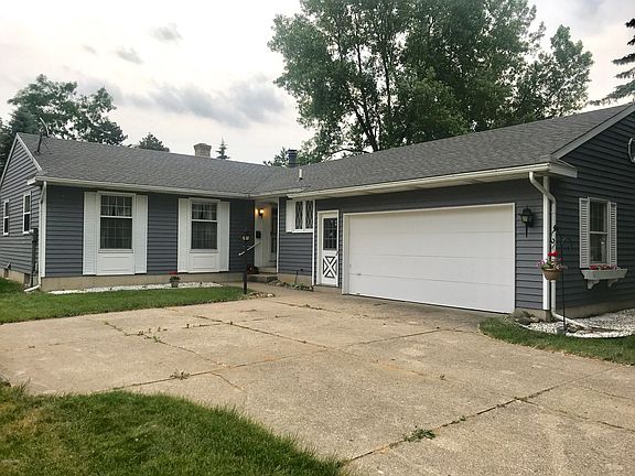 2nd image of 4232 Weymouth Dr SE