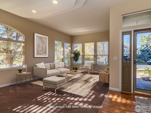 5th image of 2857 Blue Jay Way