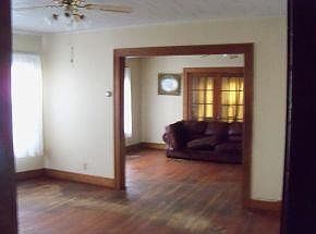 3rd image of 35 Bevier St