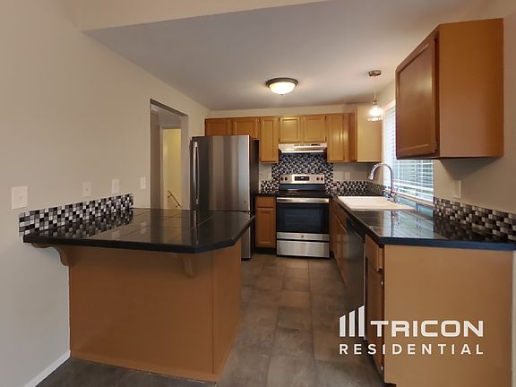 5th image of 19914 80th Street Ct E