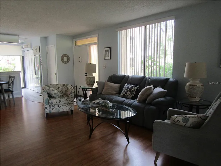 5136 Harpers Croft #11 — Photo 12