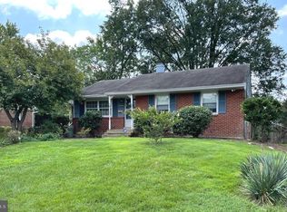 3205 Piper Ln, Alexandria, VA 22306