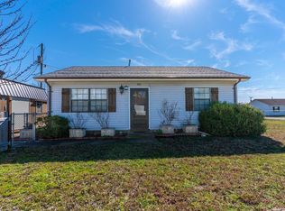 401 Garrett St, Bono, AR 72416