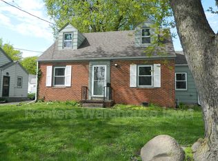 5905 College Ave, Des Moines, IA 50322