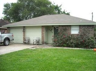 4806 E 38th St, Dickinson, TX 77539