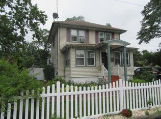 221 Sunset Ave, Port Monmouth, NJ 07758