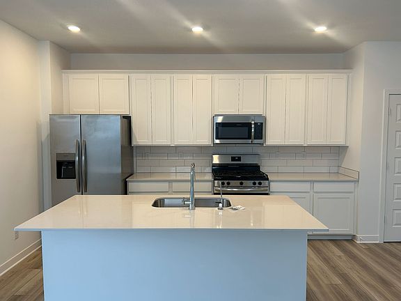 5th image of 17363 Gibbons Pl