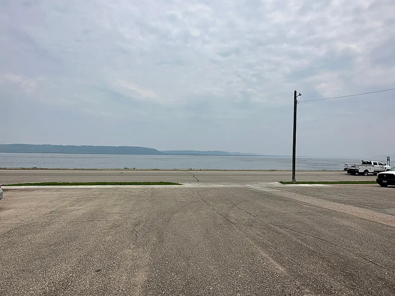 820 S Lakeshore Dr #2 — Photo 31