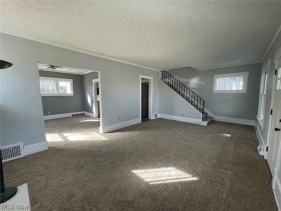 4th image of 1535 Shorb Ave NW