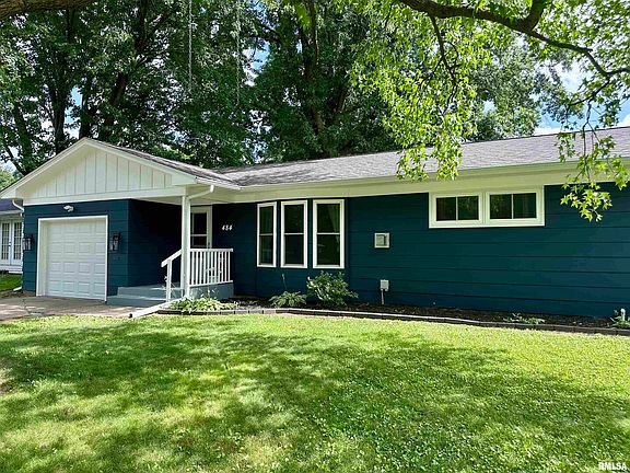 2nd image of 484 26th Avenue Ct