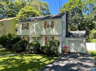772 Stelton St, Teaneck, NJ 07666