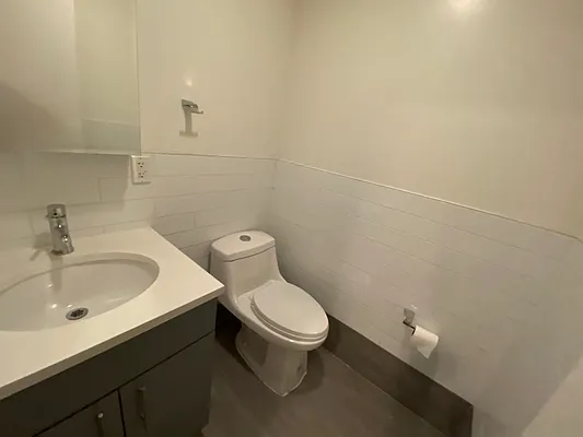 Rented by NY Living Solutions | media 18