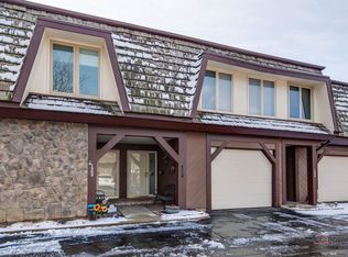 1507 Winnetka Rd, Glenview, IL 60025