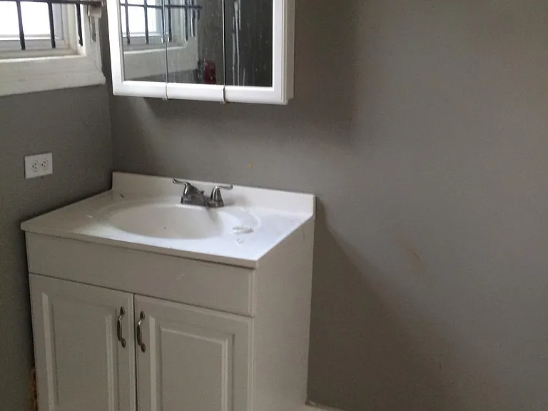 5210 Locust St #1 — Photo 6