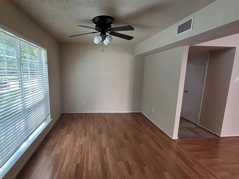 7016 Briarmeadow Dr — Photo 9