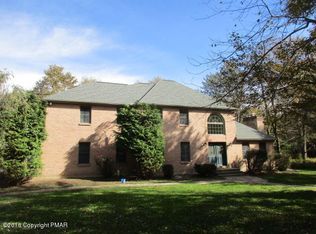 19 Matz Pass, Lake Harmony, PA 18624