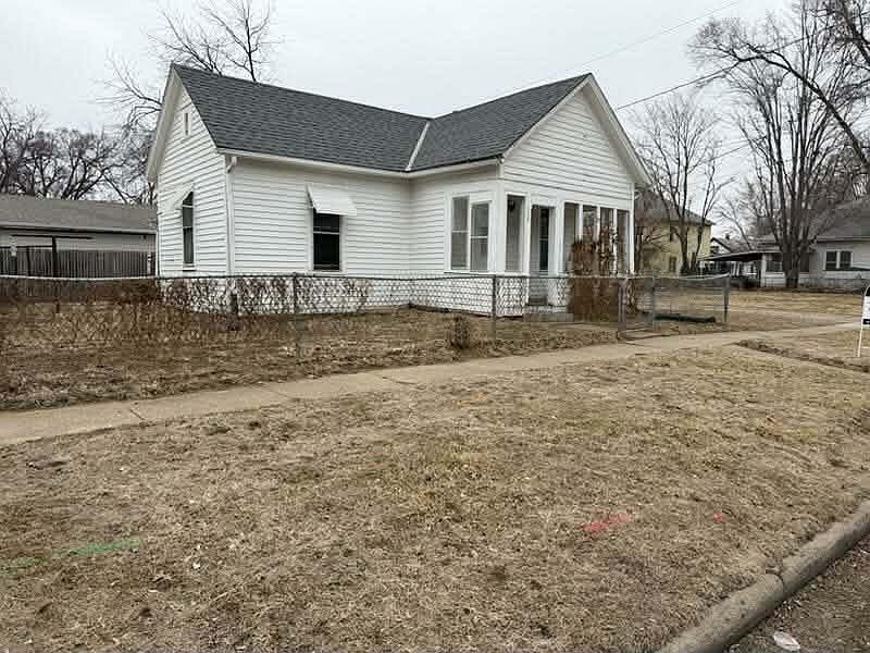 1st image of 508 N 9th St
