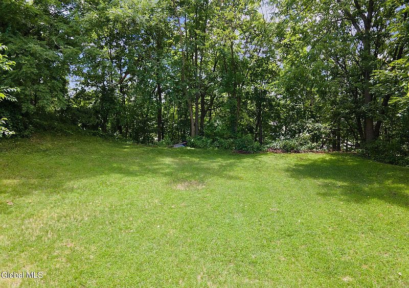 5th image of 53 Cottage Avenue