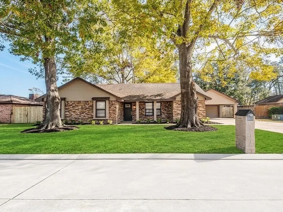 12510 Old River Dr