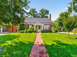 900 Dwyer Ave, Saint Louis, MO 63122