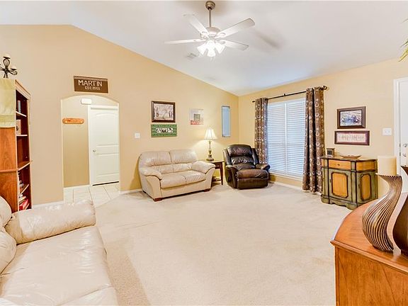 5th image of 2511 Park Ave