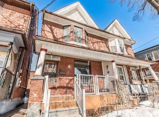 4 Irene Ave, Toronto, ON M6G 1M6