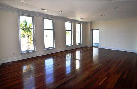 2nd image of 114 Cooper River Dr #114