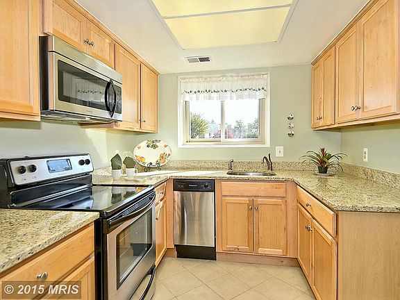 2nd image of 3250 Glen Eagles Dr #104-B