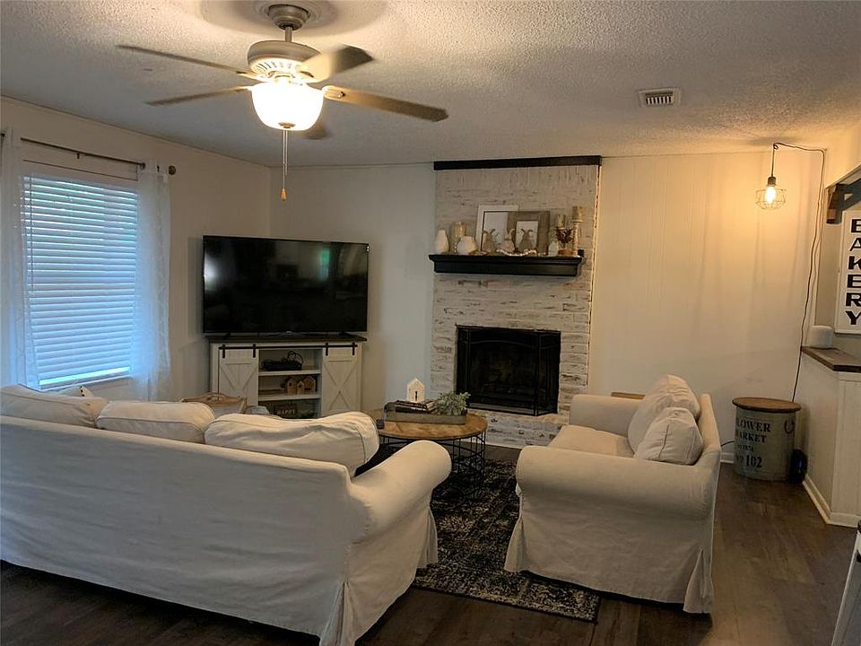 1st image of 2103 Southwood Dr