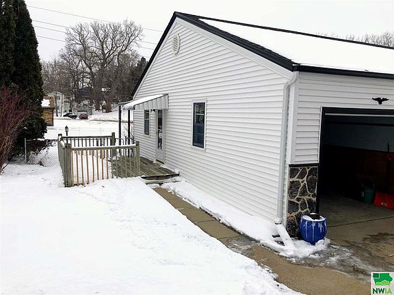 4th image of 3120 Orleans Ave