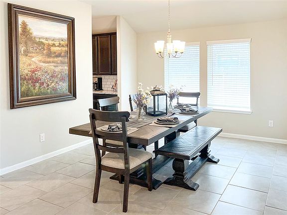 4th image of 4023 Chester Bay Ln