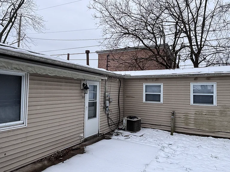 4003 Carlton Ave — Photo 26