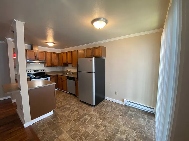 North Green Lake Apartments — Photo 7