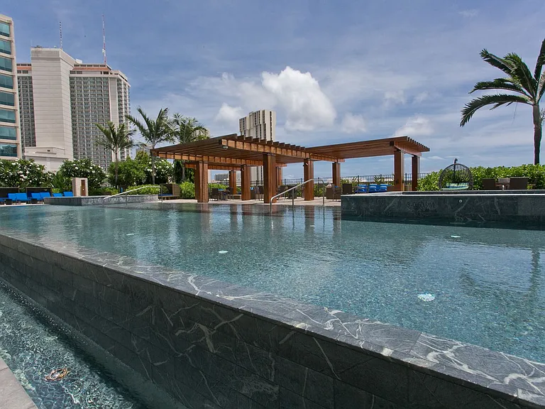 1555 Kapiolani Blvd #1800 — Photo 20