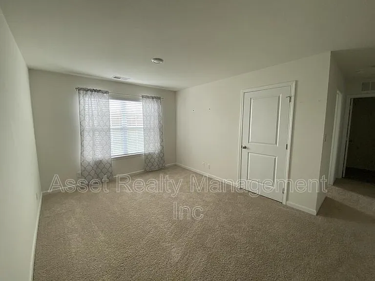 4420 Blackberry Trellis Ln — Photo 13