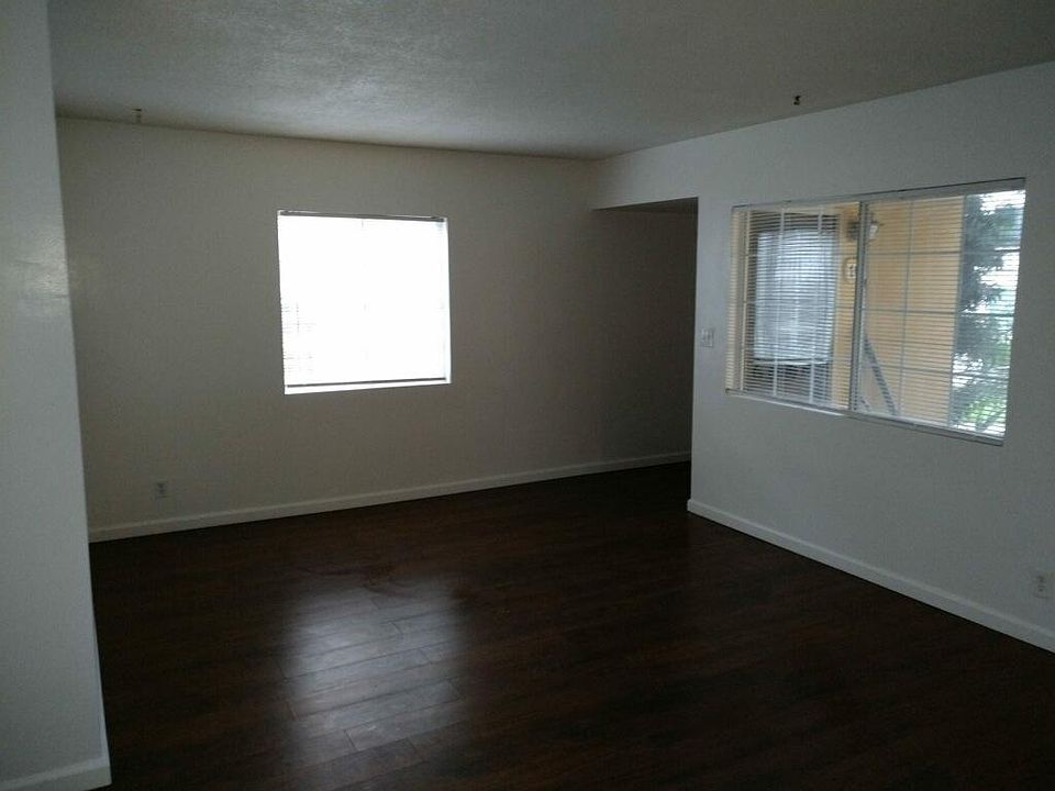 1st image of 1080 N Lake Ave APT 10