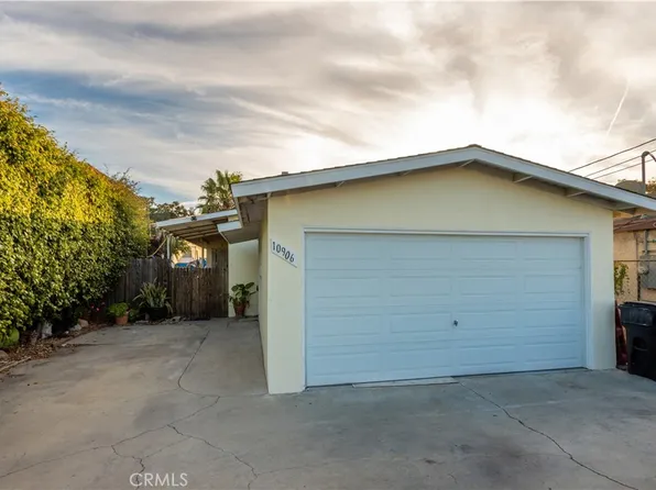 10906 Acacia Ave, Inglewood, CA 90304