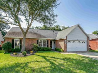 4488 Parkwood Sq, Niceville, FL 32578