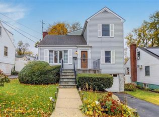 82 Delaware Rd, Yonkers, NY 10710