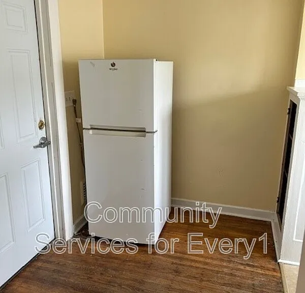 247 Roesch Ave #45A — Photo 5