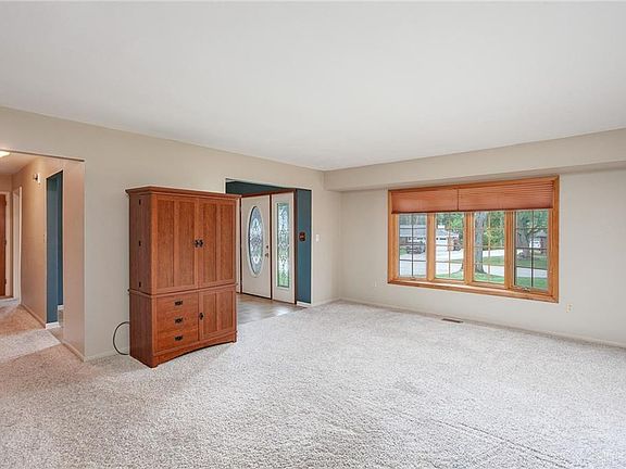 3rd image of 2807 Northlake Ct